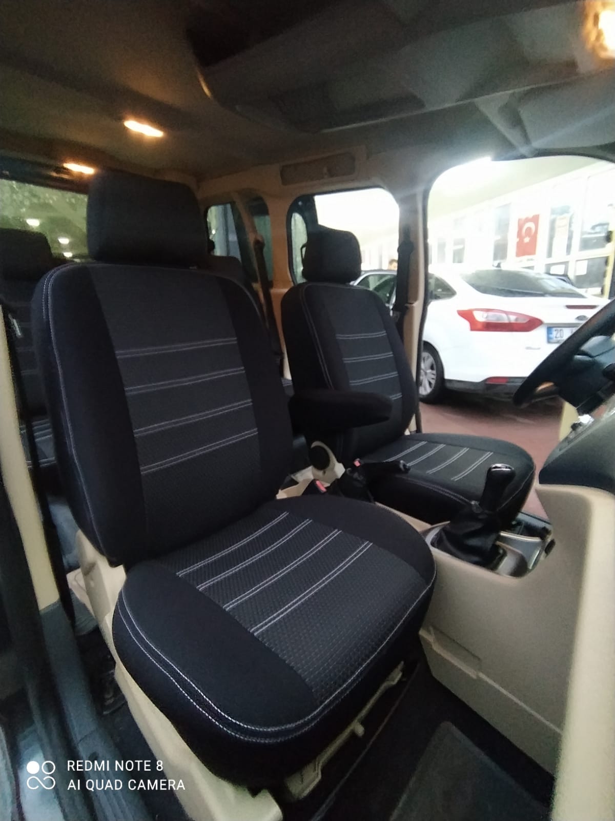 Ford Connect 2008-2013 Arası Modeller İle Uyumlu Jakar Kumaş Araca Özel Oto Koltuk Kılıfı